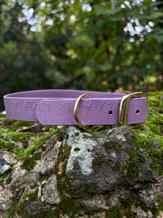 Floral embossed purple dog collar finished with brass hardware